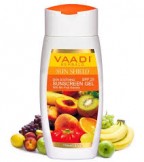 Vaadi Herbal Sunscreen Gel With Mix Fruit Extract SPF 25 110 ml